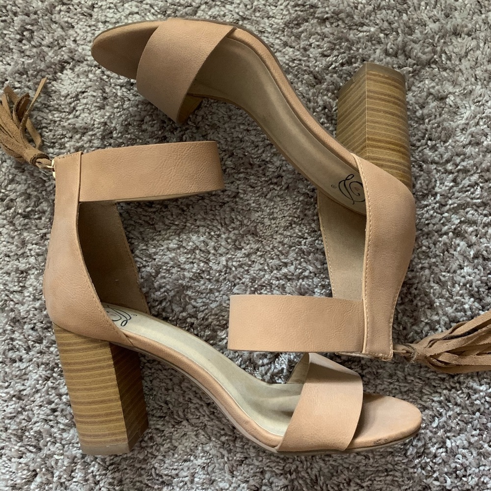 Taupe heels